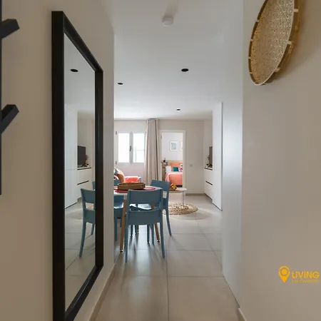 아파트호텔 Living Canteras Homes - Marea Flats 3*