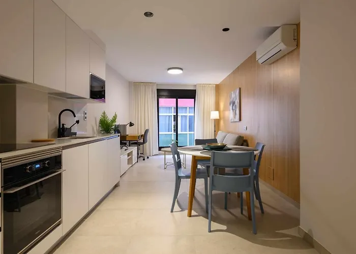 Canteras Urban Aparthotel